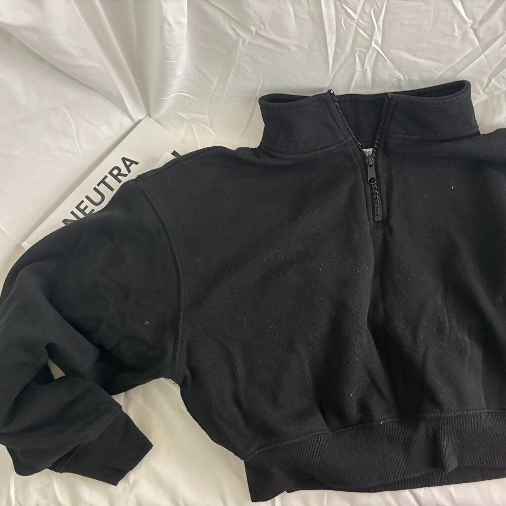 Ardene Cropped Sweater